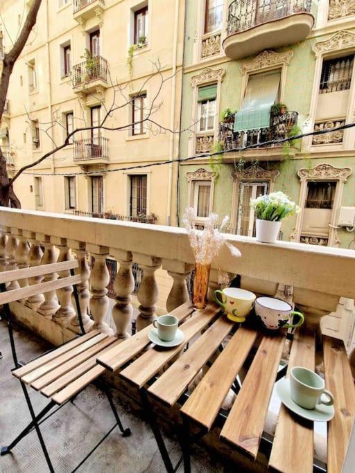 Loft Nearby Sagrada Familia Apartment Barcelona Luaran gambar